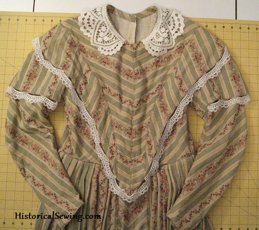 1844 Dress Bodice front