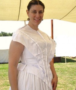 1843 Fitted Bodice Mockup