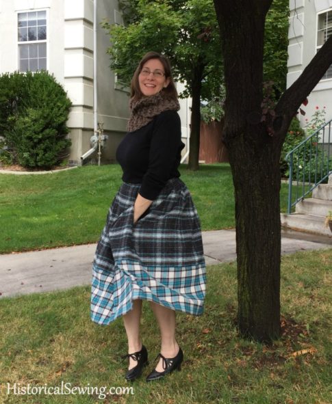 Tartan Wool Walking Skirt, Outlander Skirt, Elegant Victorian