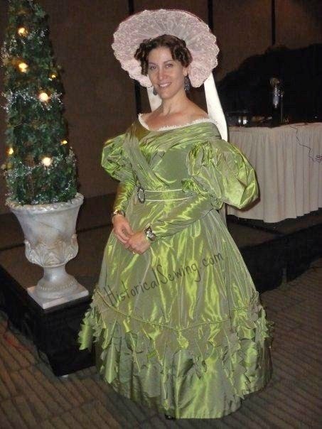 Jen in 1830 Slytherin Gown