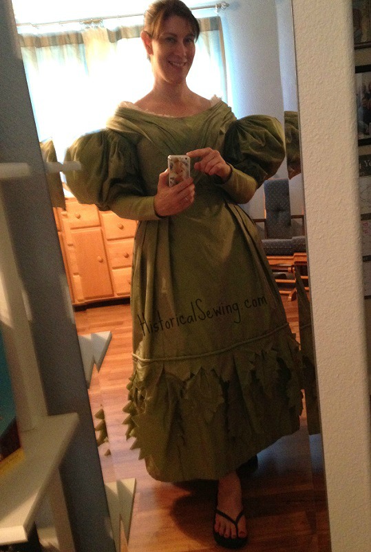 Mockup fitting from 1830 Slytherin dress