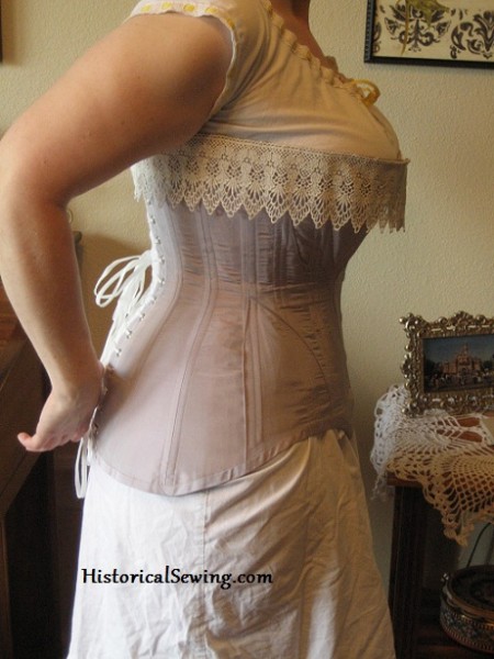 An Edwardian corset cover out of silk curtains < with my hands - Dream